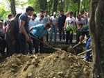 Resim Karaman Belediye Başkanı Kalaycı, Babasını Kendi Elleriyle Toprağa Verdi