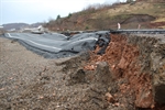 Resim Zonguldak-Ereğli Arasında Çöken Yolun Hafriyatı Alındı